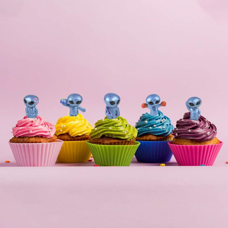 ArtCreativity Vinyl Alien Figurines (48pcs) - Fun Space Party Favors, Assorted UFO Poses, Goodie Bag Fillers