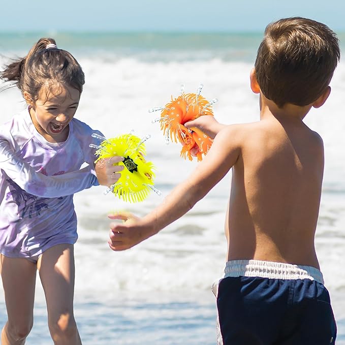 Splash Water Flying Disc Toys, Set of 3, Water Splashing Frisbee for Kids in 3 Bright Colors, Backyard Games and Outdoor Summer Toys, Water Toys for Kids and Adults