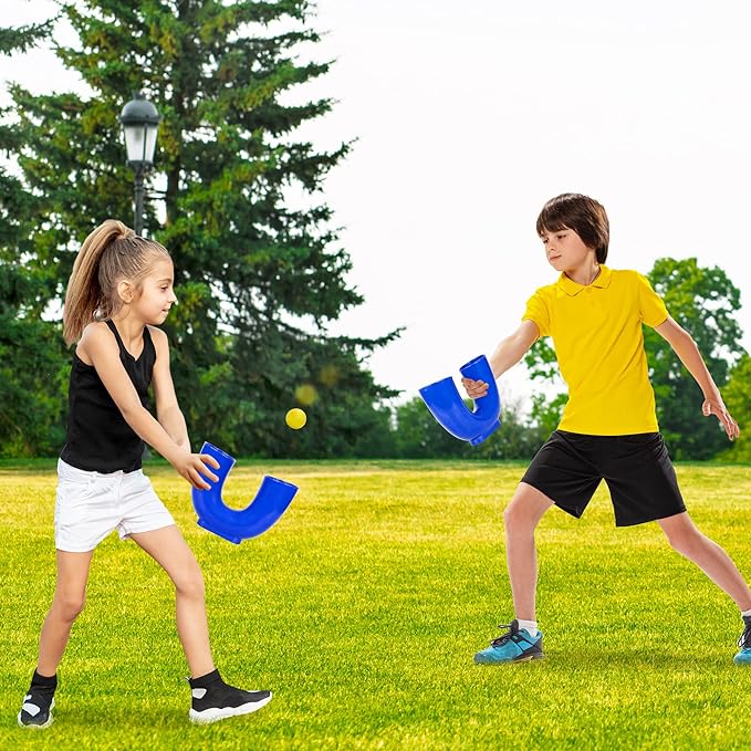 ArtCreativity U Tube Juggling Game for Kids and Adults - Juggle Set with Loop Tube and 2 Balls - Indoor and Outdoor Toys for Kids - Skill Game Toy Develops Motor Skills & Juggling Skills