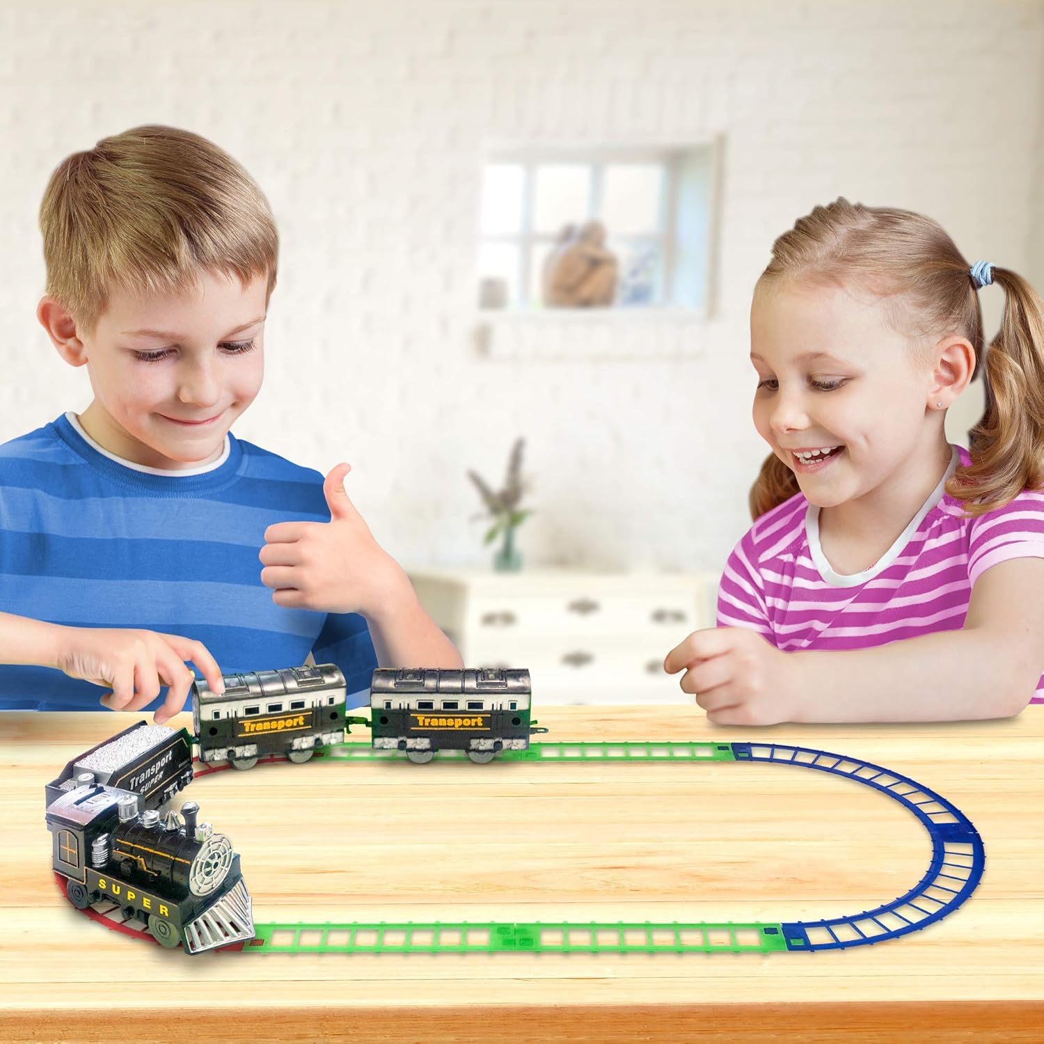 Train Set for Kids, Battery-Operated Toy Train with 4 Cars and Tracks
